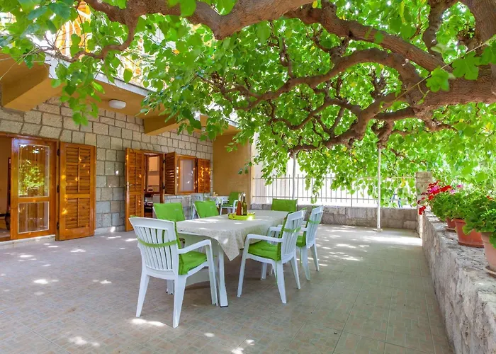 Hébergement de vacances Maric Mit Terrasse Und Balkon By Interhome *