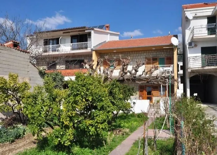 Hébergement de vacances Maric Mit Terrasse Und Balkon By Interhome Podstrana